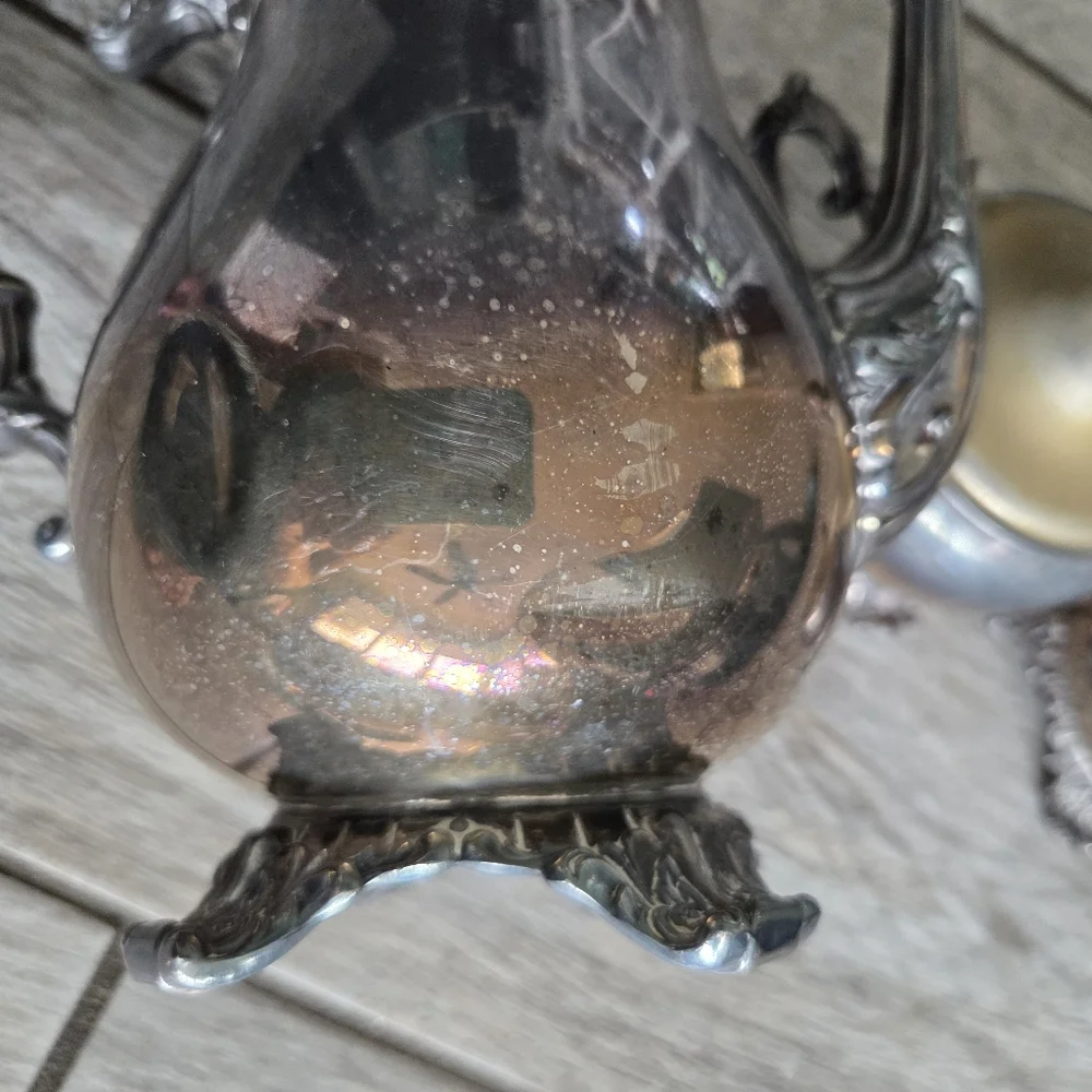 Wm Rogers elegant vintage